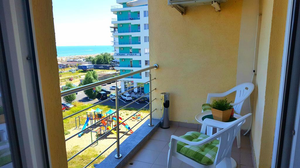 Apartment Summerland Mamaia Εξωτερικό φωτογραφία